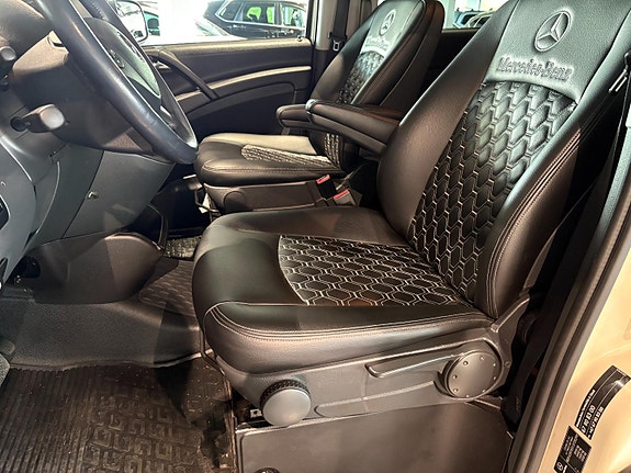 Mercedes-Benz Vito 113 13 of 28