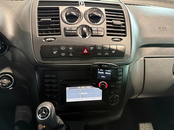 Mercedes-Benz Vito 113 21 of 28