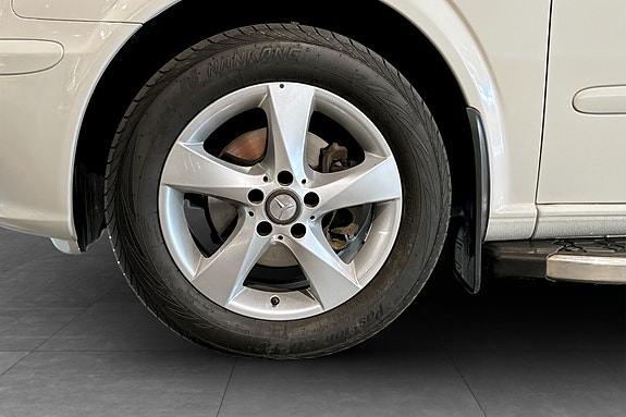 Mercedes-Benz Vito 113 9 of 28