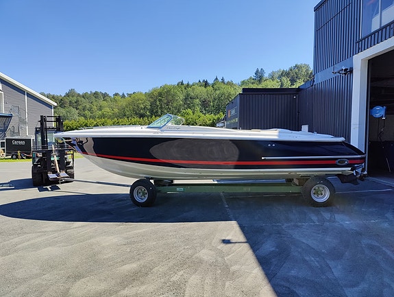Nydelig Chris Craft 28 Corsair (Selges til god pris pga. sesongslutt og ny båt) 2 of 19