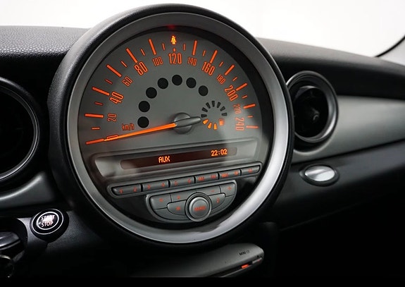 MINI Cooper 10 of 11