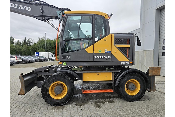 Volvo EWR150E 7 of 12