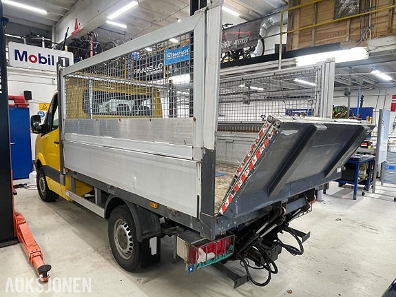 Volkswagen Crafter 6 of 23