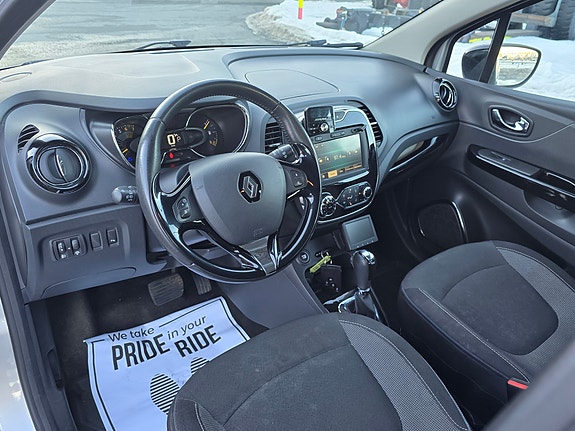 Renault Captur 8 of 30