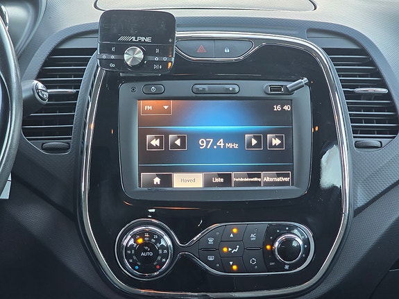 Renault Captur 14 of 30