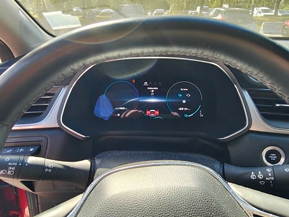 Renault Captur 4 of 16