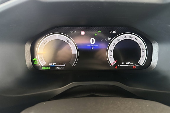Toyota RAV4 Plug-in Hybrid 13 of 28