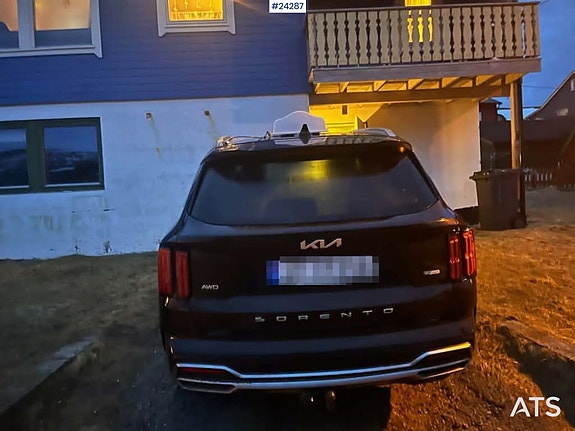 Kia Sorento 2 of 7
