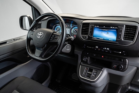 Toyota Proace 26 of 28