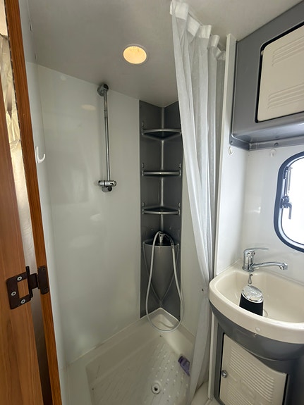 Ford Transit 6 of 9