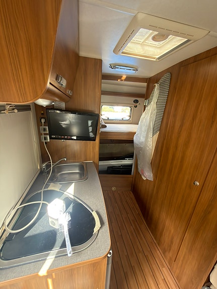 Ford Transit 5 of 9