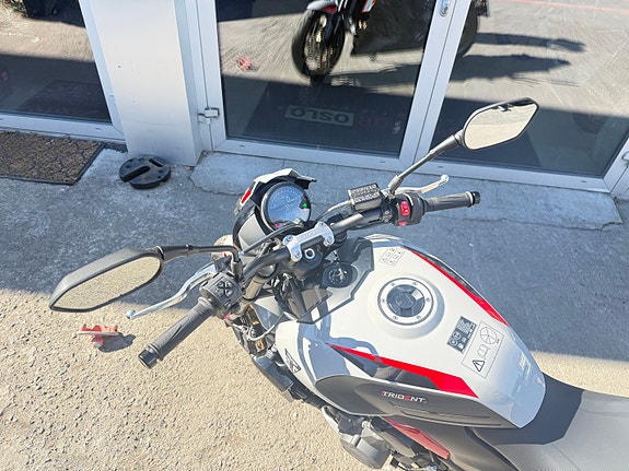 Triumph Trident 800 – 113 hk | Quickshifter *Kampanje* 7 of 8