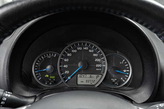 Toyota Yaris 18 of 30
