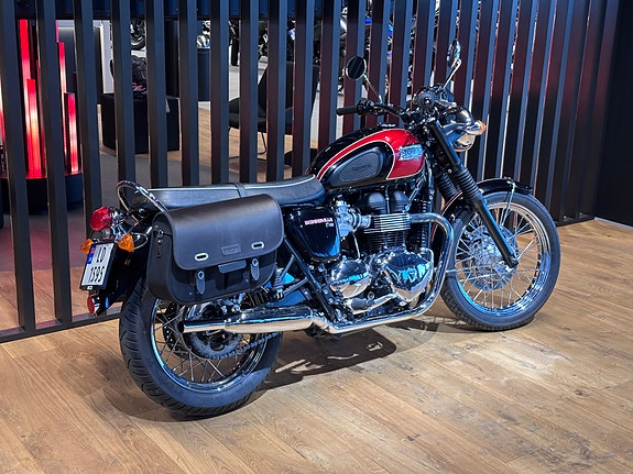 Triumph Bonneville T100 3 of 10