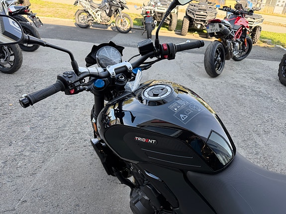 Triumph Trident 800 | Quickshifter *Kampanje* 8 of 11