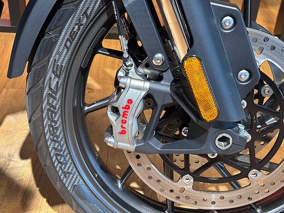 Triumph Tiger 1200 GT Explorer med koffertsett 8 of 9