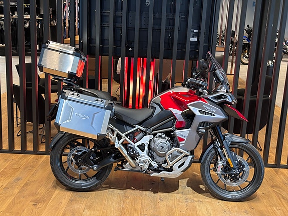 Triumph Tiger 1200 GT Explorer med koffertsett 2 of 9