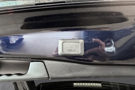 Toyota RAV4 Plug-in Hybrid 21 of 30