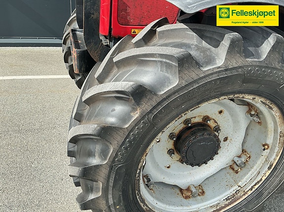 Massey Ferguson 6455 9 of 16