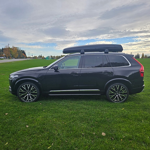 Volvo XC90 18 of 30