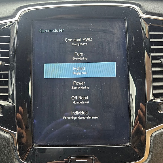 Volvo XC90 24 of 30