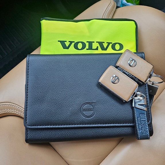 Volvo XC90 28 of 30