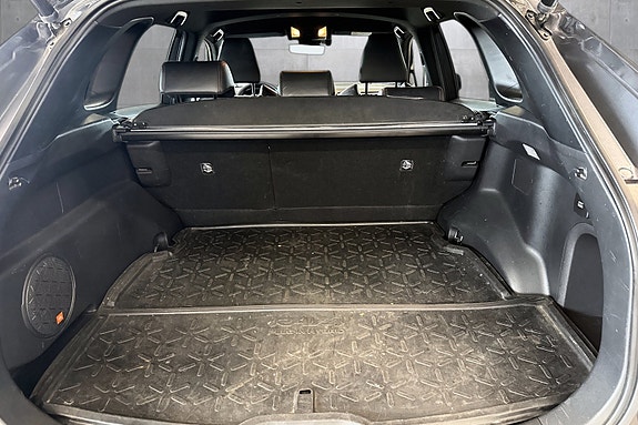 Toyota RAV4 Plug-in Hybrid 20 of 25