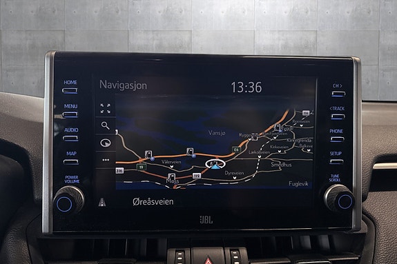 Toyota RAV4 Plug-in Hybrid 14 of 25