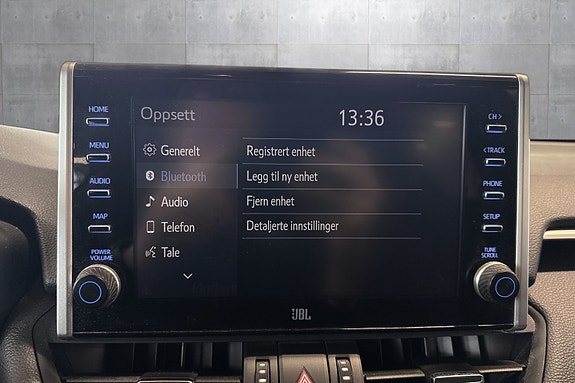 Toyota RAV4 Plug-in Hybrid 15 of 25