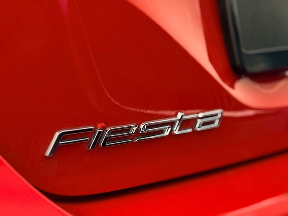 Ford Fiesta 10 of 15