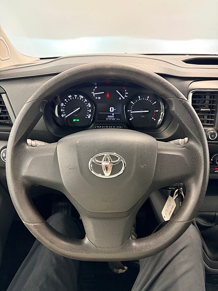 Toyota Proace 17 of 23