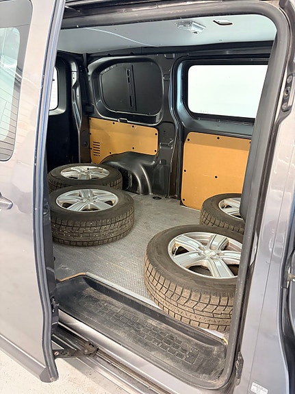 Toyota Proace 21 of 23