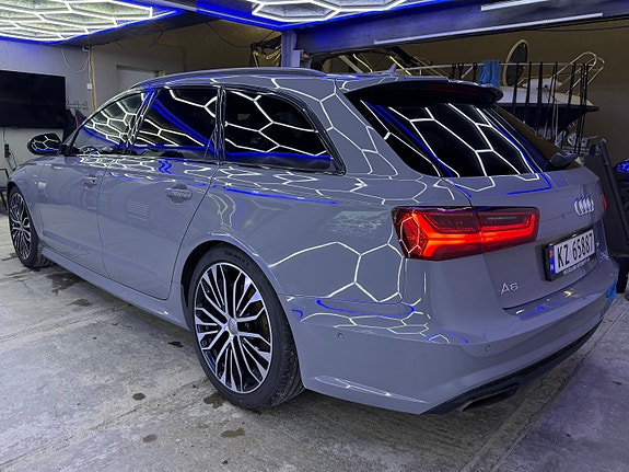 Audi A6 4 of 30