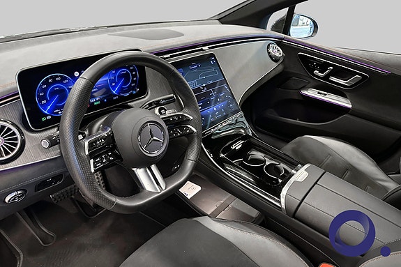 Mercedes-Benz EQE350 13 of 20