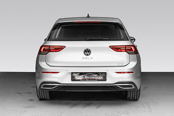 Volkswagen Golf VIII 6 of 30