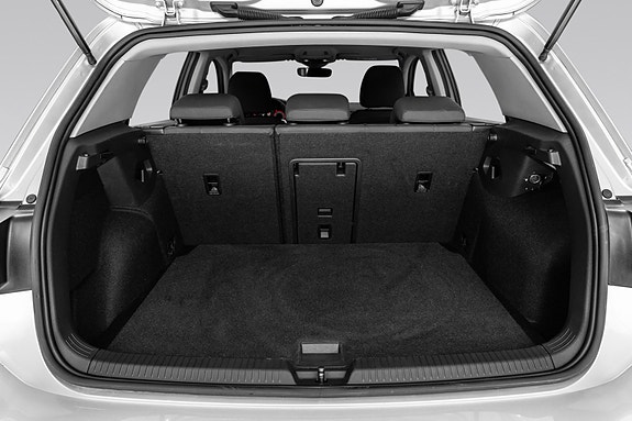 Volkswagen Golf VIII 12 of 30