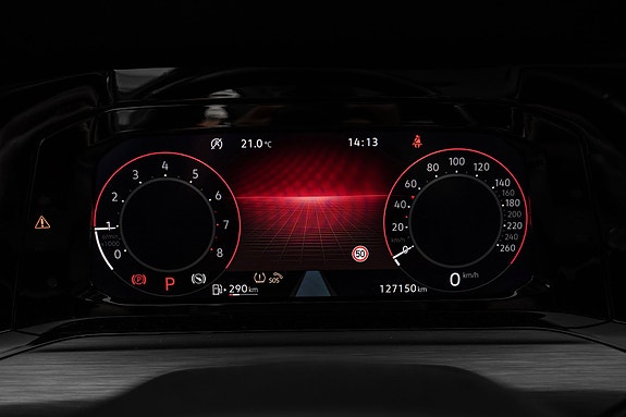 Volkswagen Golf VIII 19 of 30