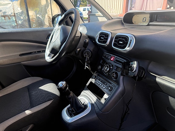 Citroen C3 Picasso 29 of 29