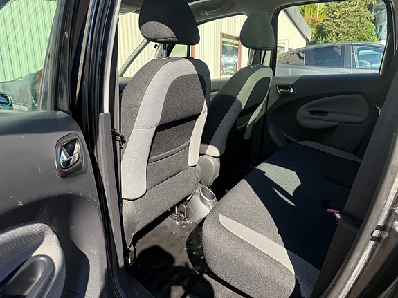 Citroen C3 Picasso 21 of 29