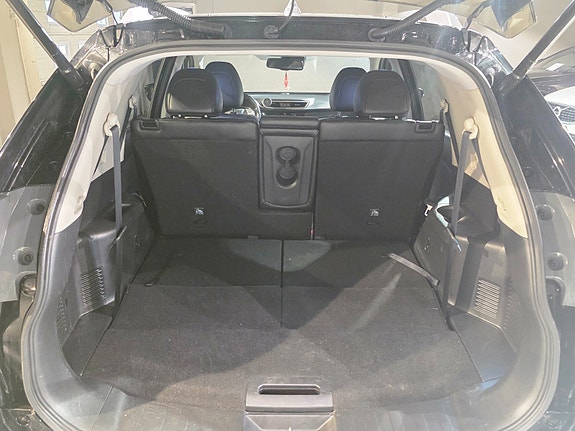 Nissan X-Trail 17 of 20