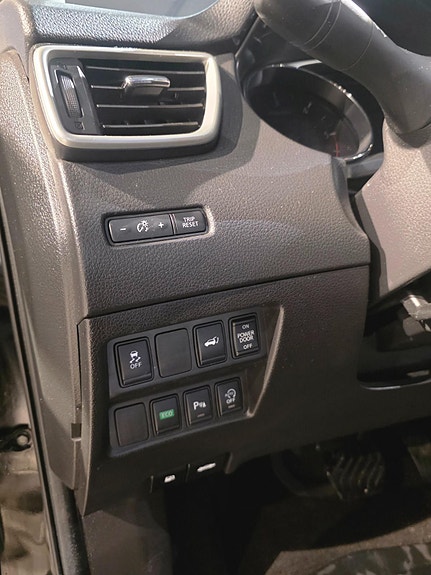 Nissan X-Trail 11 of 20