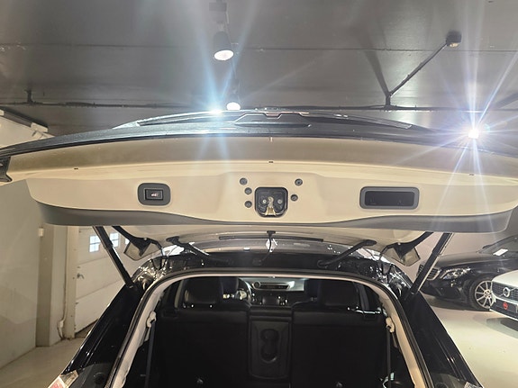 Nissan X-Trail 19 of 20