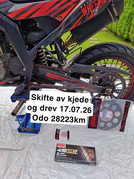 Aprilia SX 125 Super Motard 9 of 16
