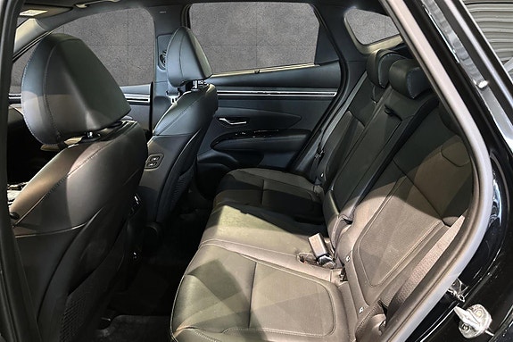 Hyundai Tucson 13 of 15