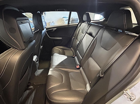 Volvo V60 6 of 10
