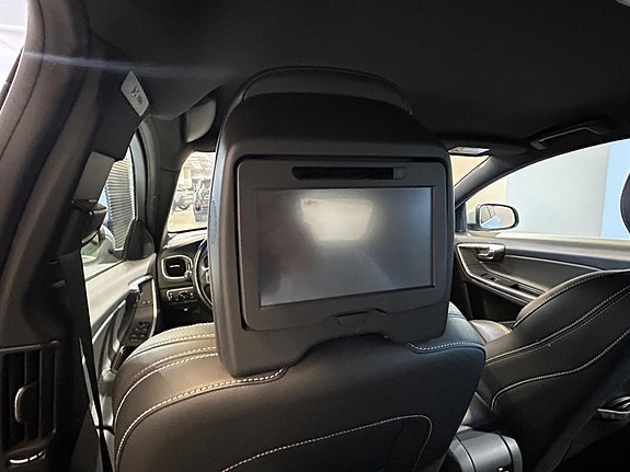 Volvo V60 7 of 10