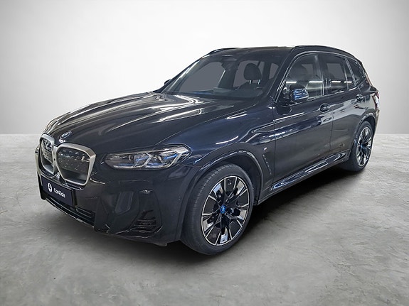 BMW iX3 9 of 30