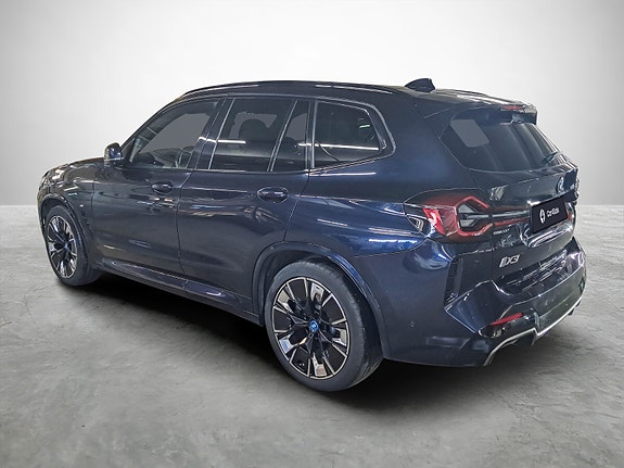 BMW iX3 3 of 30