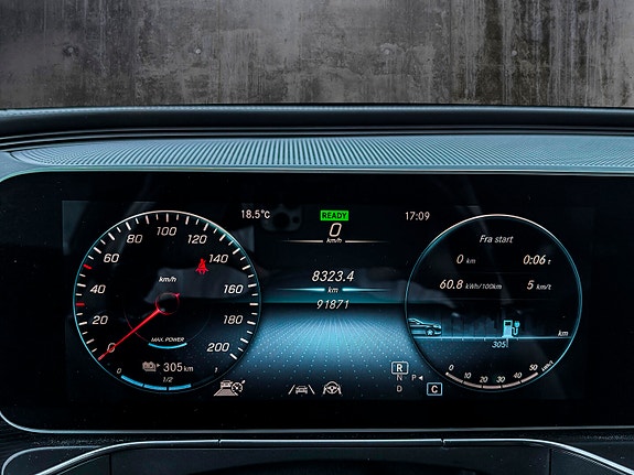 Mercedes-Benz EQC400 10 of 20