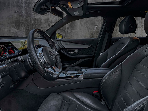 Mercedes-Benz EQC400 11 of 20